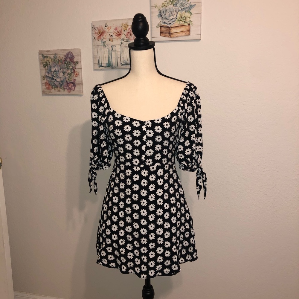Forever 21 Floral Dress